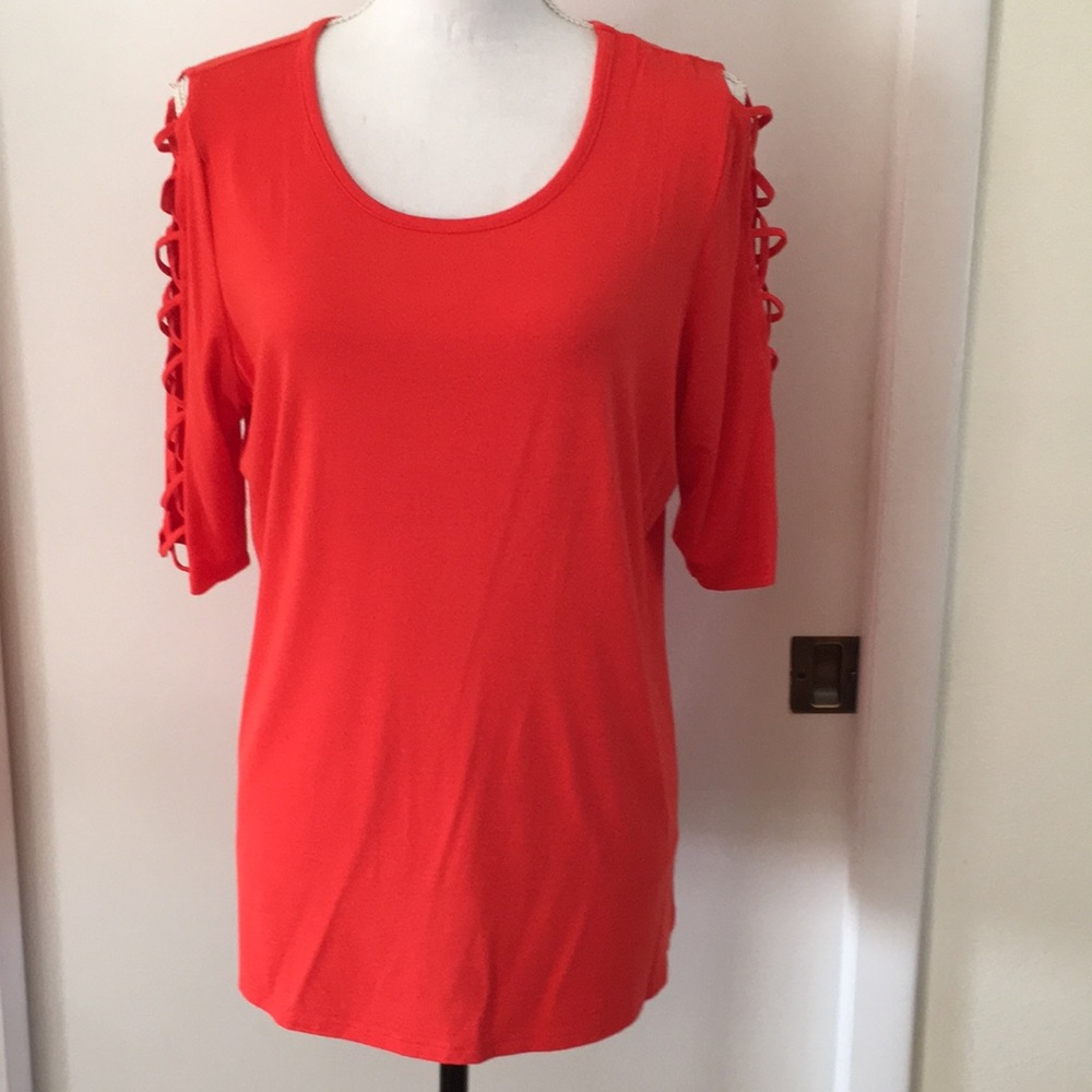 3/4 cutout sleeve long top Large
